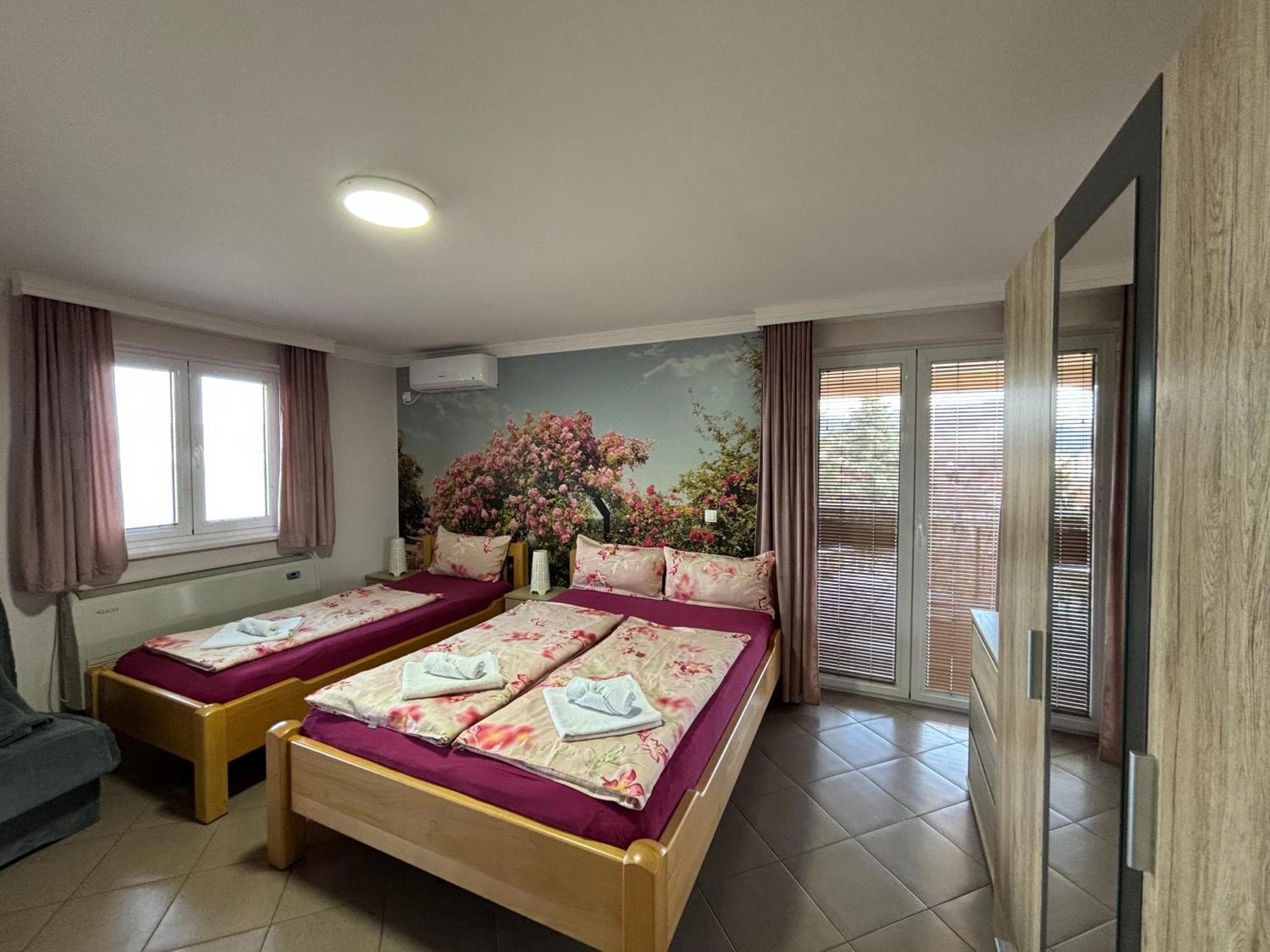 Apartmani "Marija" 골루바츠 외부 사진